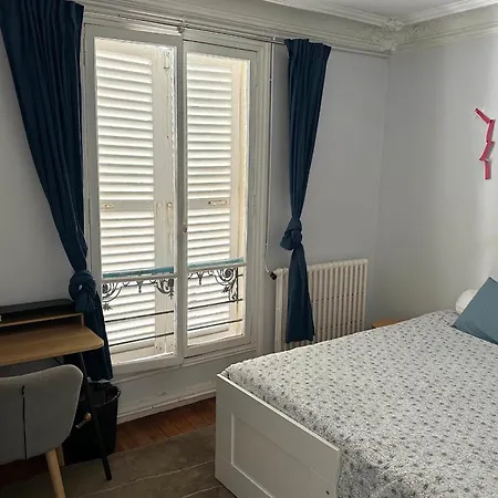 Spacious T3 With Balcony * Paris
